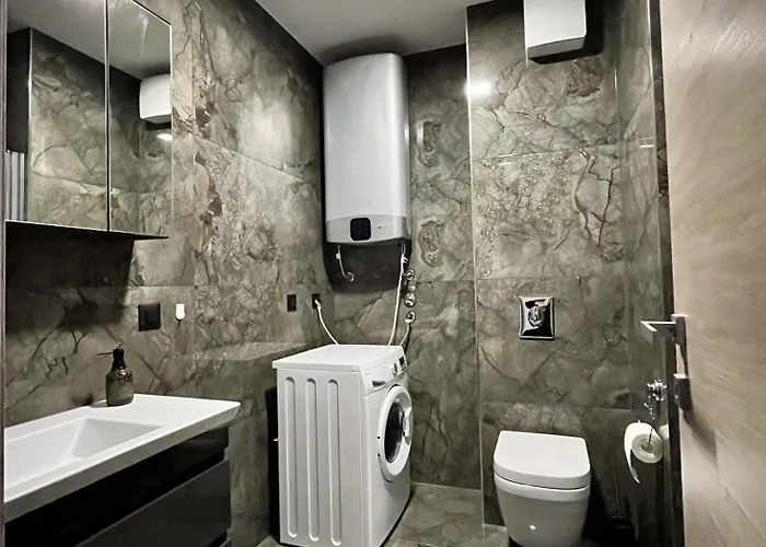 Cesarica Apartman *
